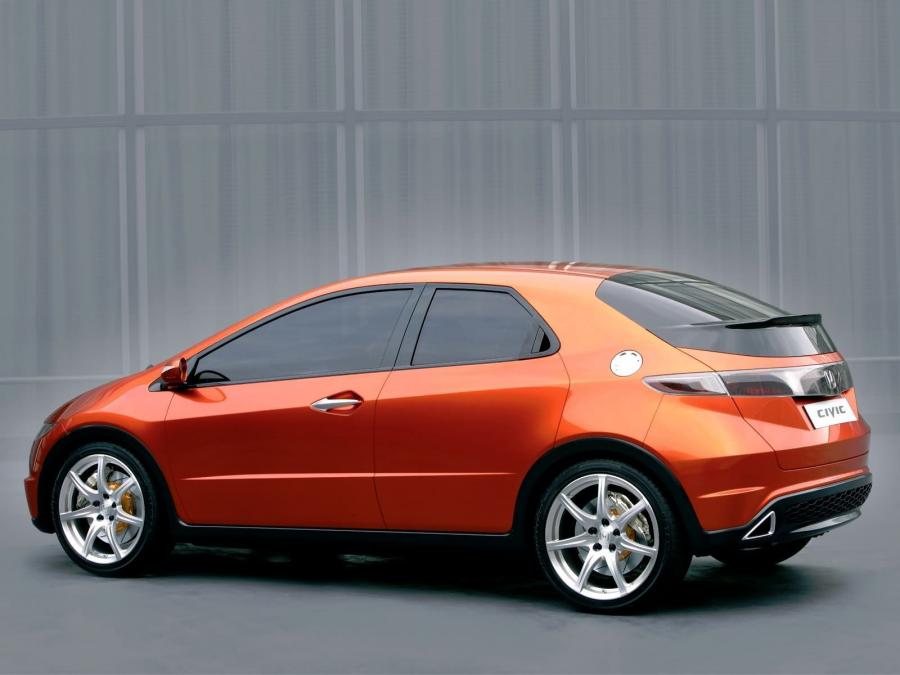  Honda Civic 5-Door Concept 2005 года  (фото 11 из 12)